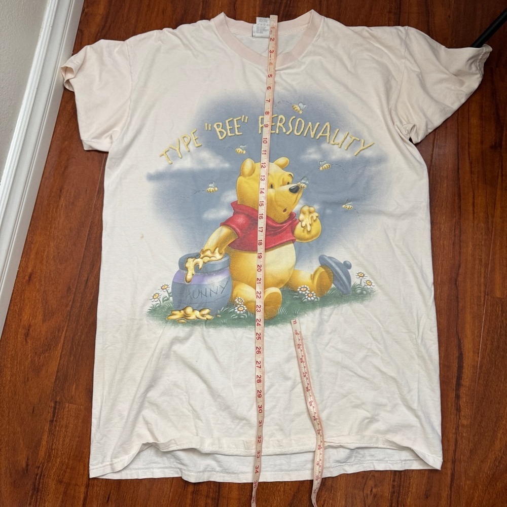 Winnie The Pooh Disney Store Type Bee Personality Vintage Shirt One Size - Picture 7 of 8